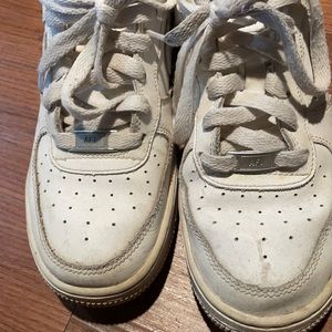 NIKE Air Force 1 white